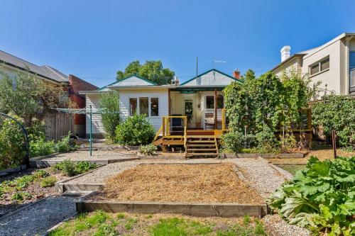 Character home, beautifully renovated Hobart - inner city rear yard