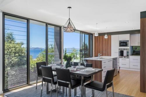 New Architect designed Coastal retreat-water views dining
